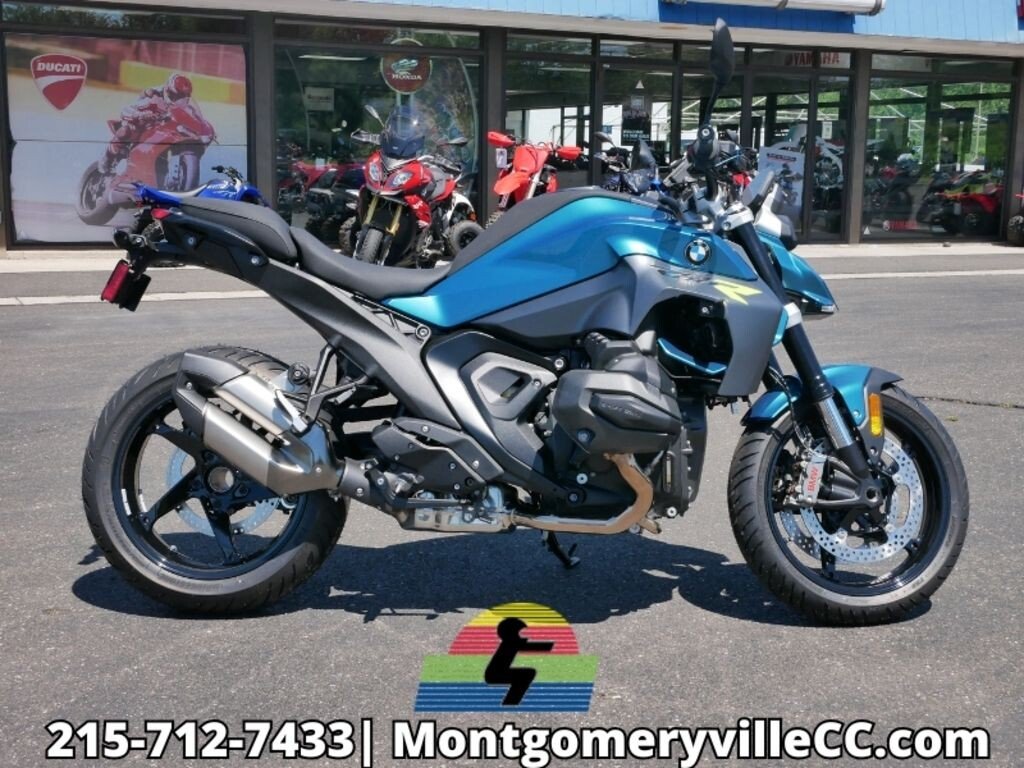 New 2026 BMW R1300R