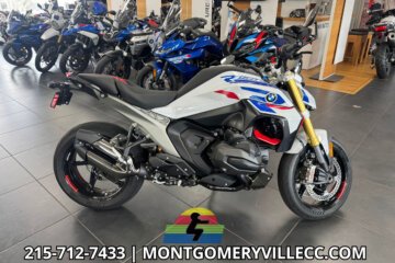 2026 BMW R1300R