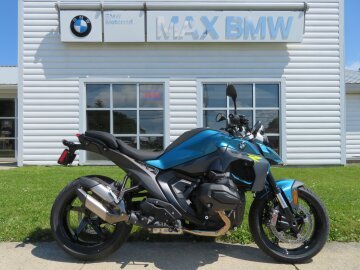 New 2026 BMW R1300R