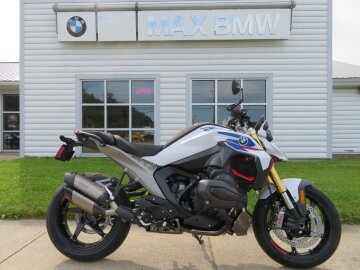 New 2026 BMW R1300R