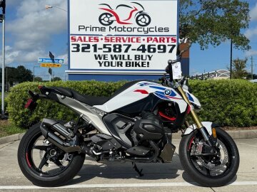 2026 BMW R1300R