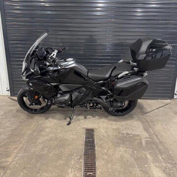New 2026 BMW R1300RT
