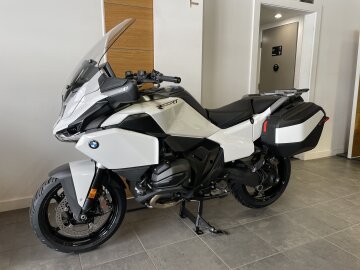 New 2026 BMW R1300RT