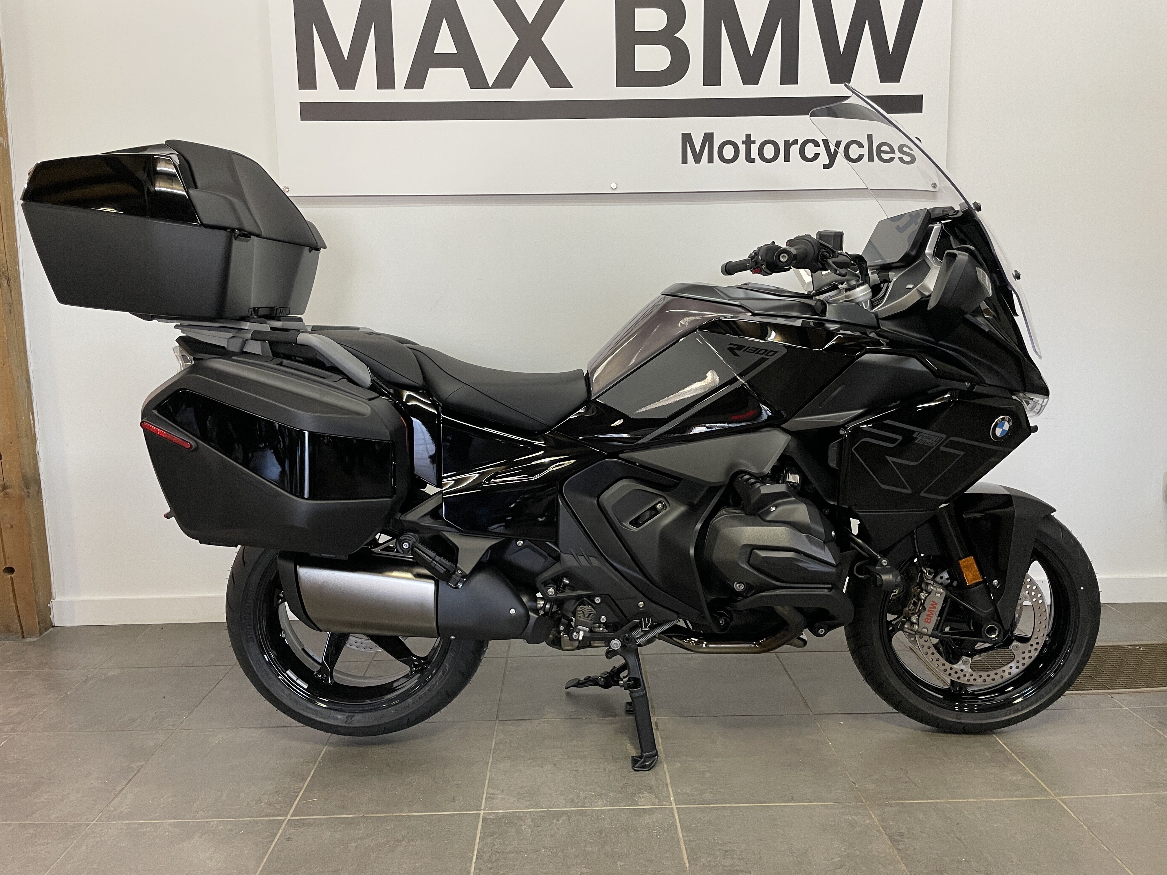 New 2026 BMW R1300RT