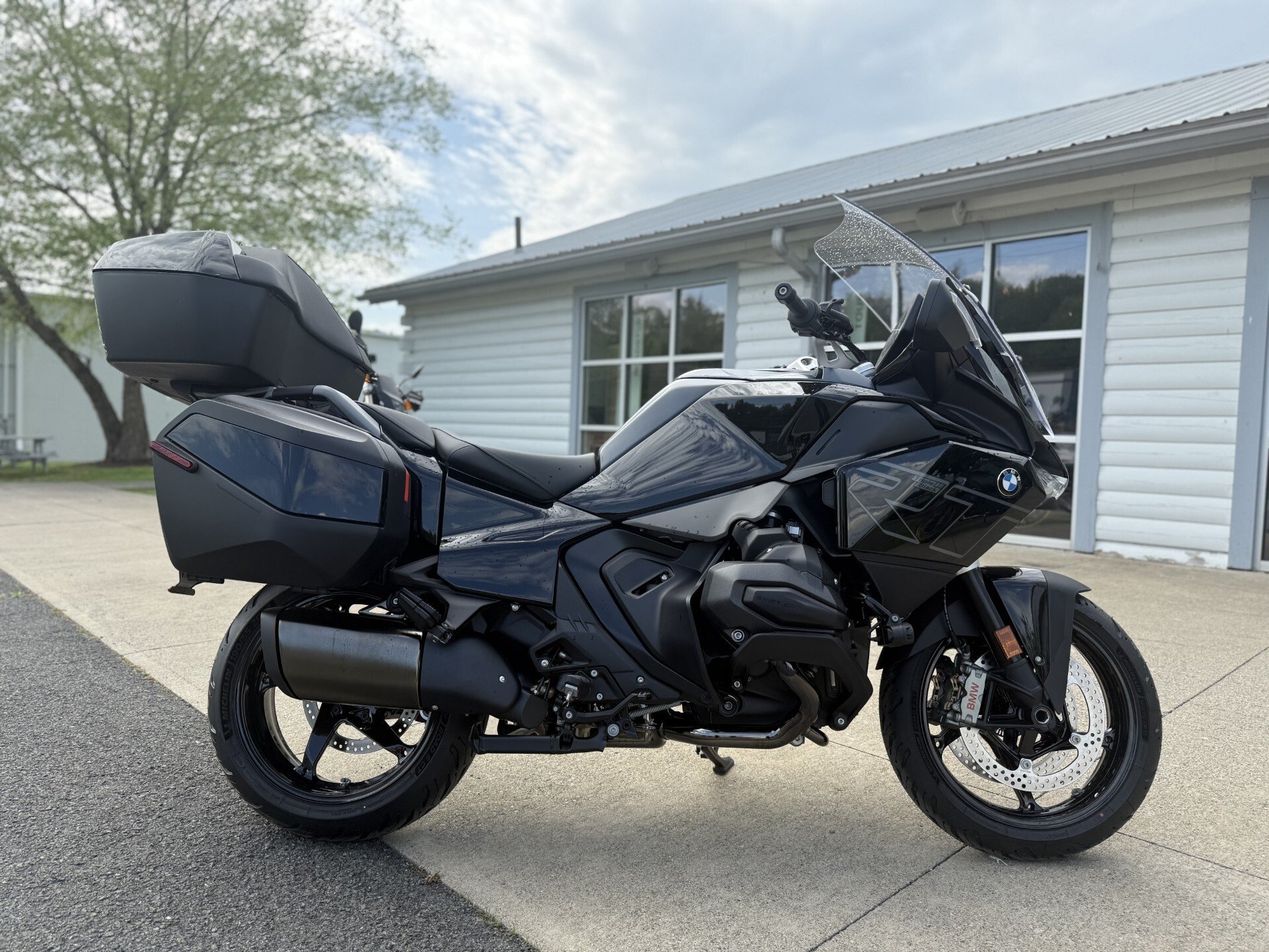 New 2026 BMW R1300RT