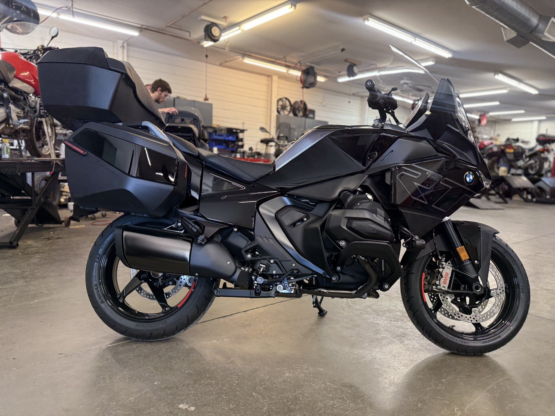New 2026 BMW R1300RT