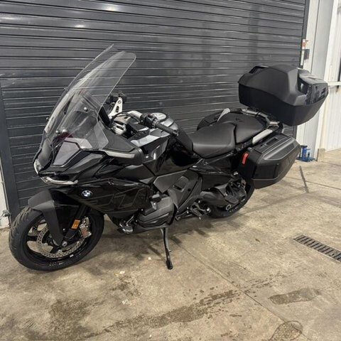 New 2026 BMW R1300RT