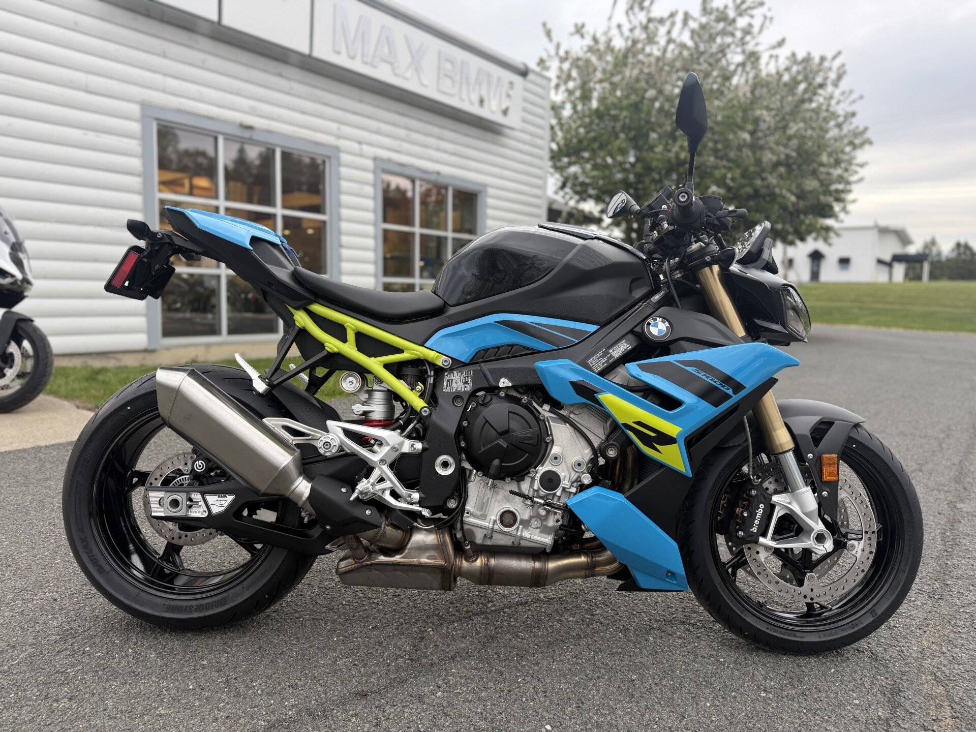 New 2026 BMW S1000R