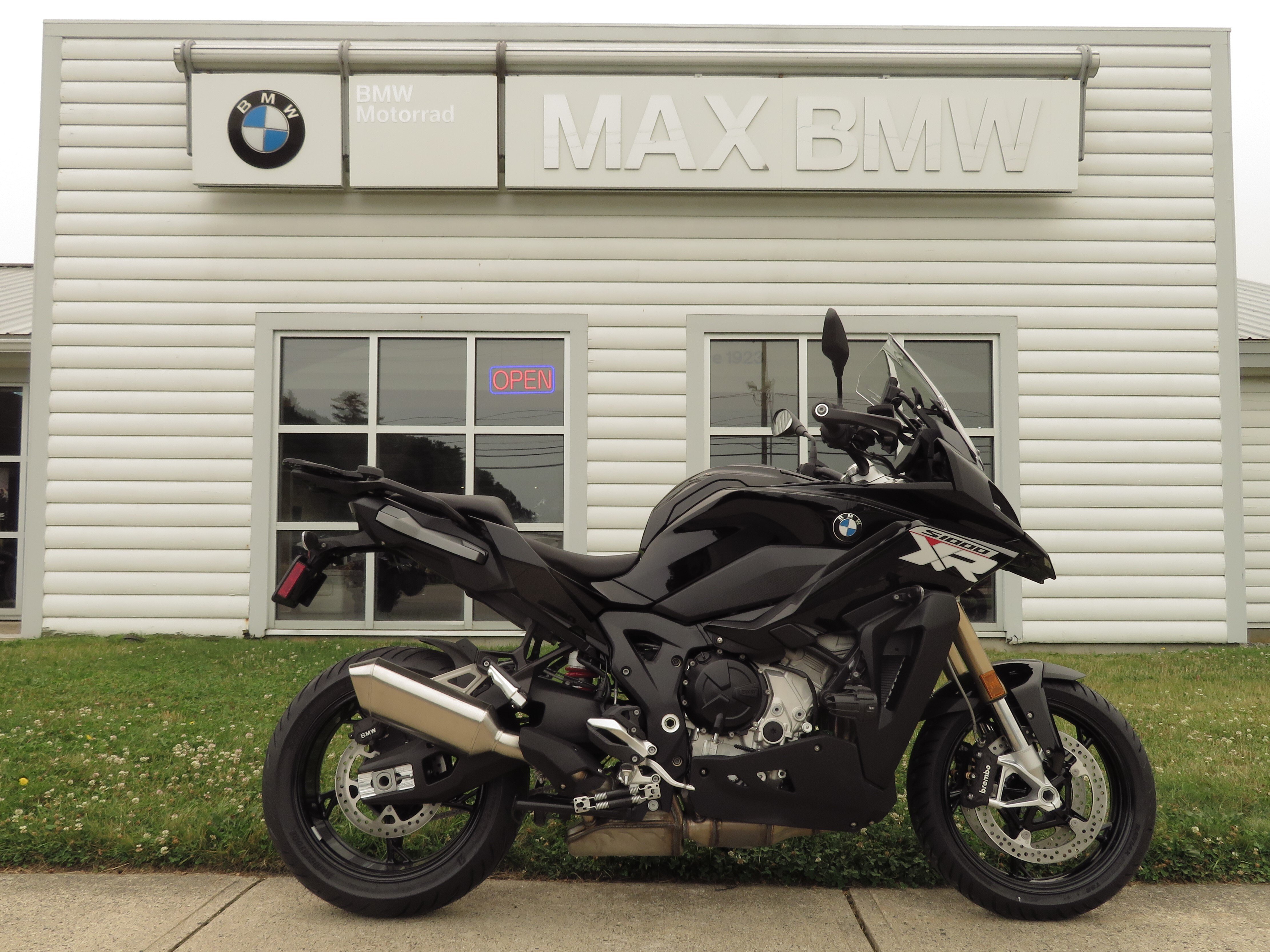 New 2026 BMW S1000XR