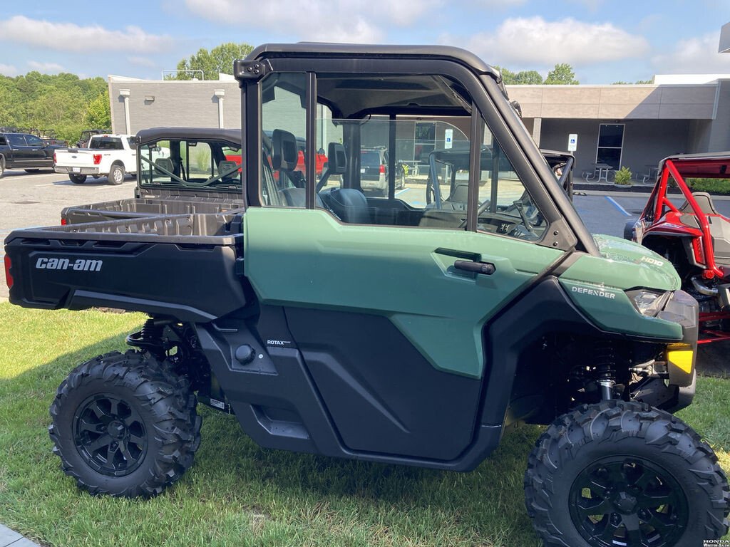 New 2026 Can-Am Defender DPS Cab HD10