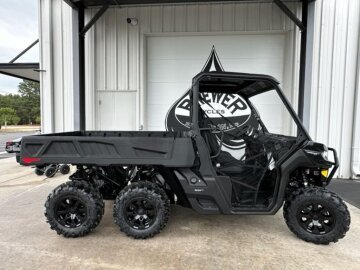 New 2026 Can-Am Defender 6X6 XT HD10