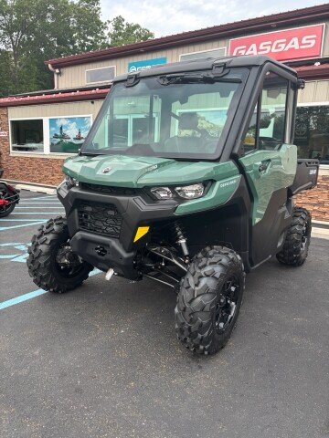 New 2026 Can-Am Defender DPS Cab HD10
