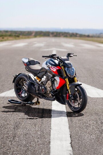 New 2026 Ducati Diavel