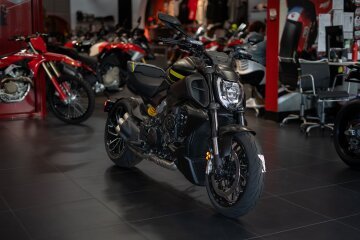 New 2026 Ducati Diavel V4