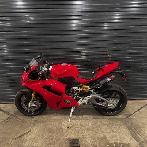 2026 Ducati Panigale V2