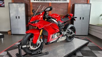 New 2026 Ducati Panigale V4