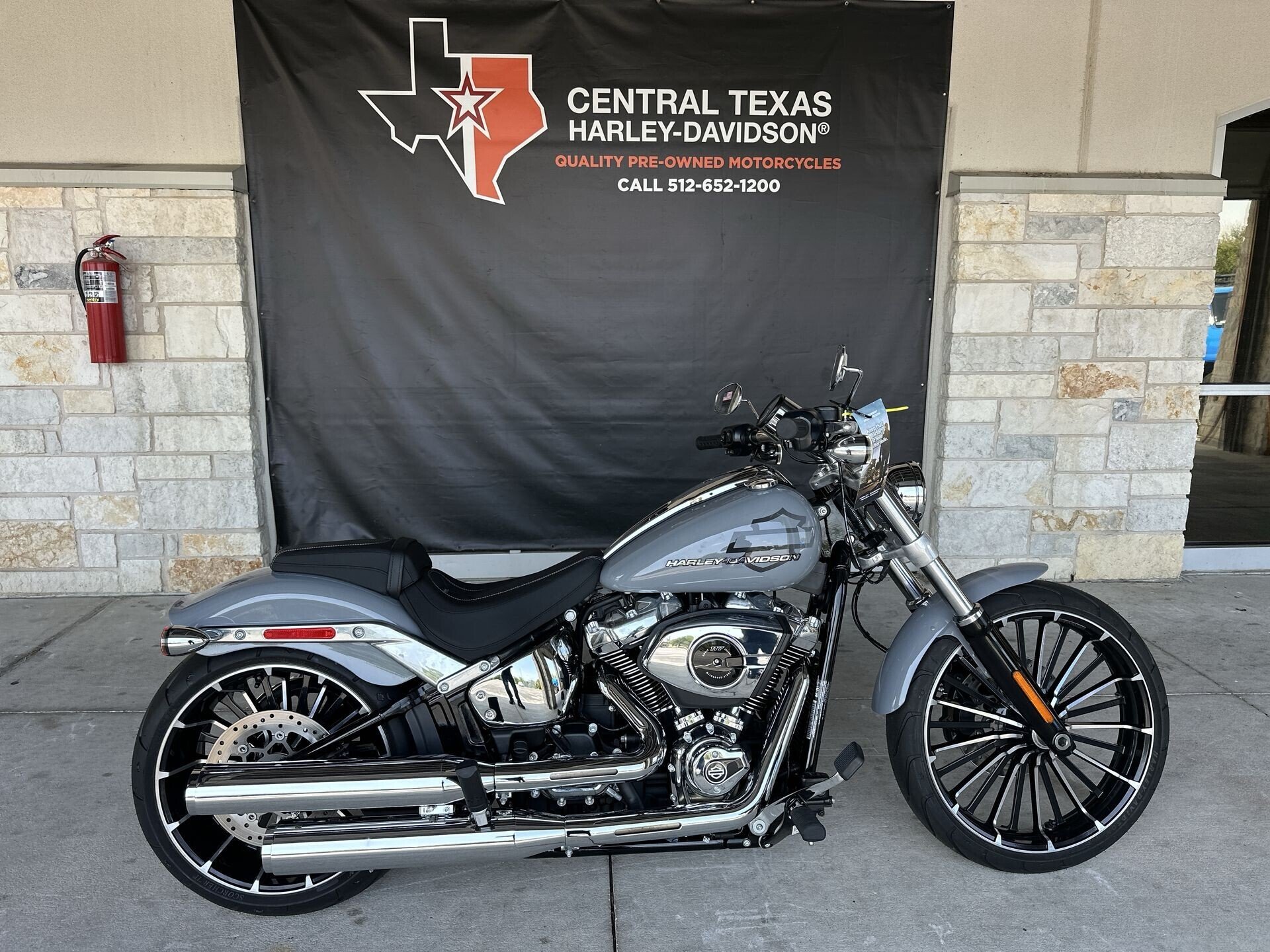 2026 Harley-Davidson Softail Breakout