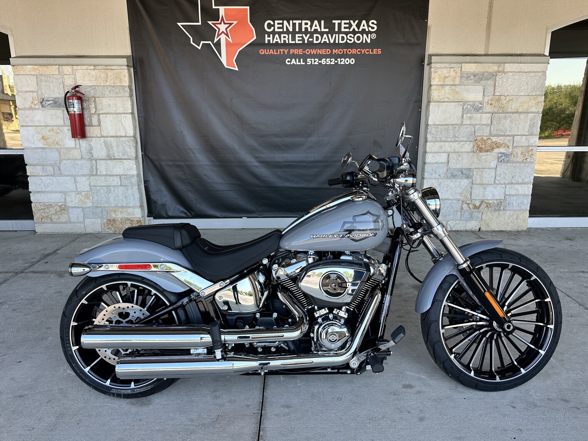 2026 Harley-Davidson Softail Breakout
