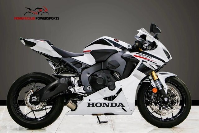 2026-Honda-CBR1000RR-