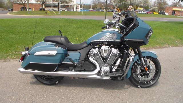 New 2026 Indian Challenger Limited w/ Rider Assist