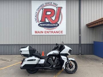 New 2026 Indian Pursuit Dark Horse w/ Rider Assist Audio