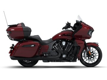 New 2026 Indian Pursuit Dark Horse w/ Rider Assist Audio