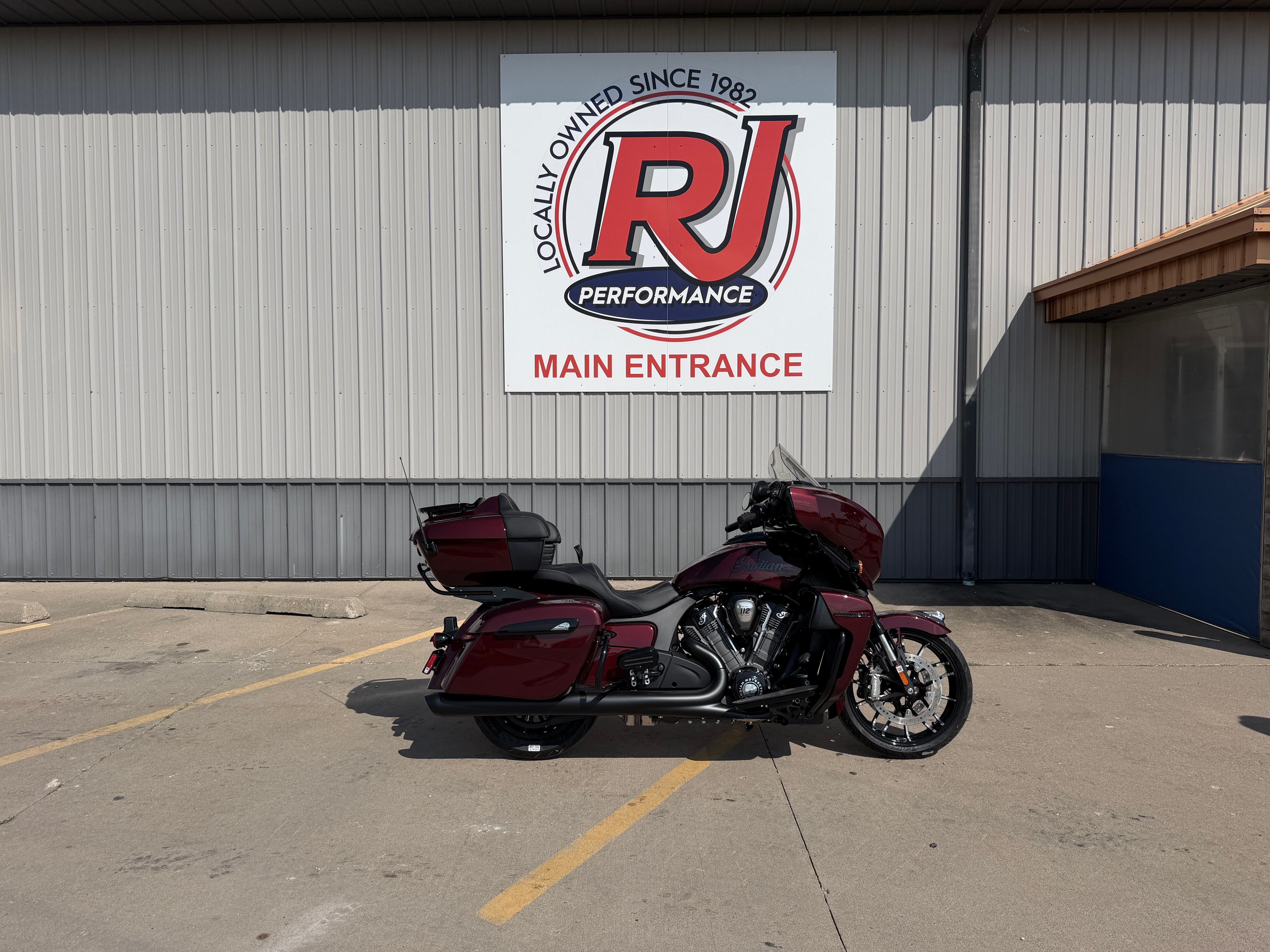 New 2026 Indian Roadmaster Powerplus Dark Horse w/ 112