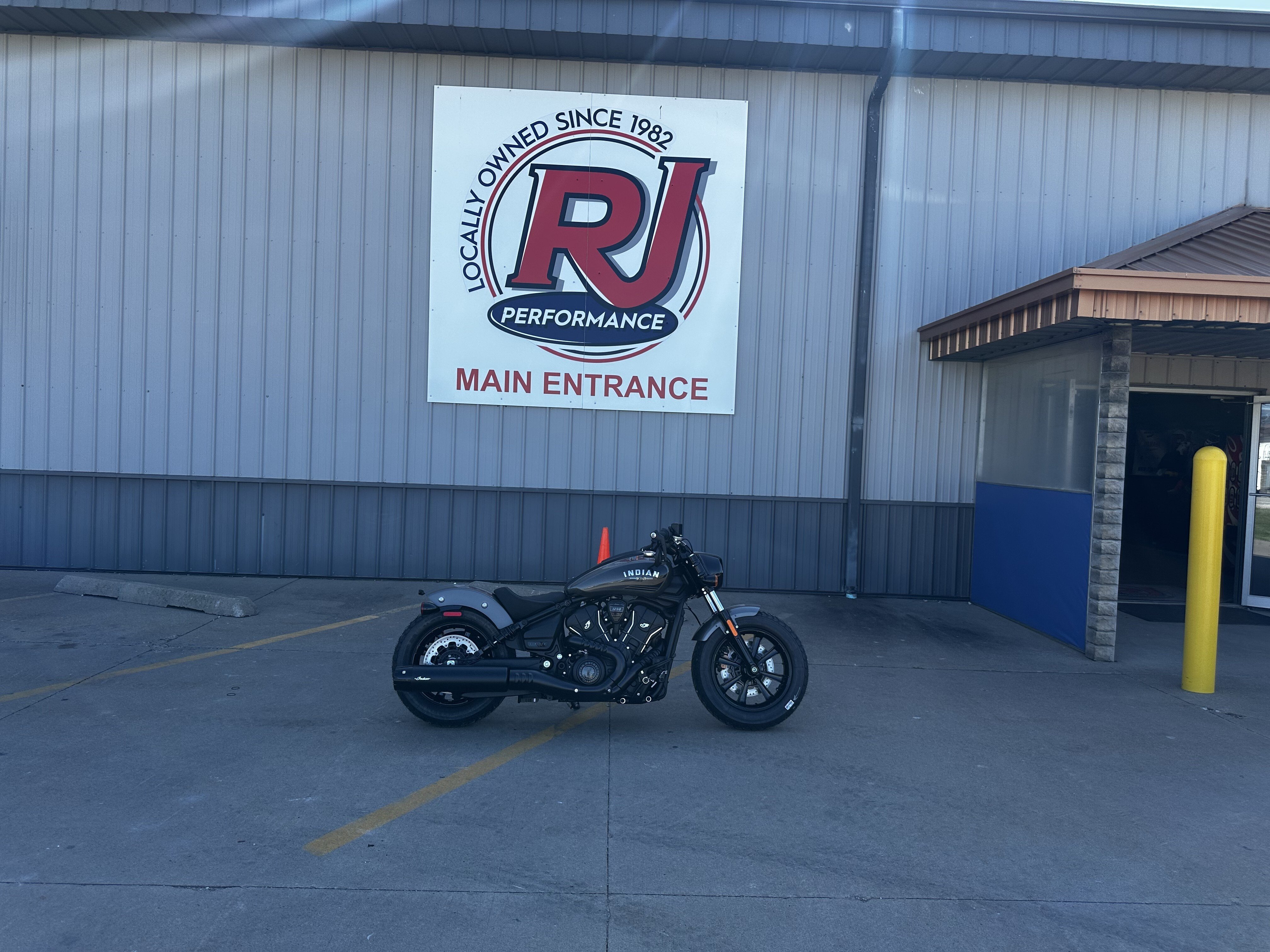 New 2026 Indian Scout Bobber Limited +Tech