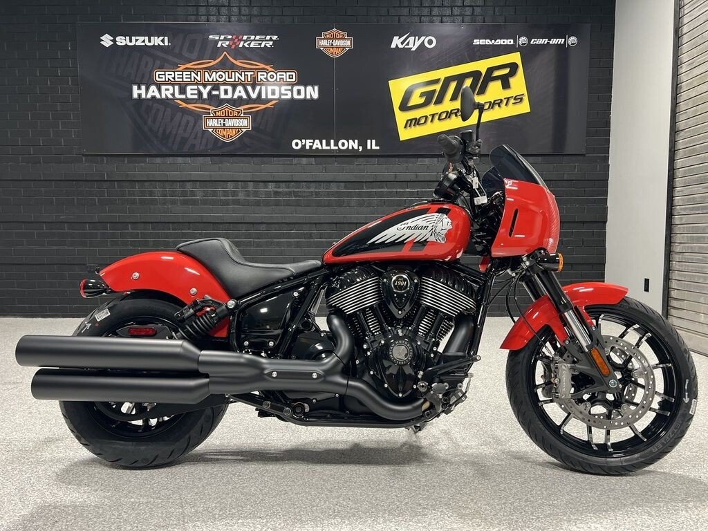 New 2026 Indian Sport Chief Dark Horse w/ABS