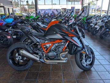 New 2026 KTM 1390