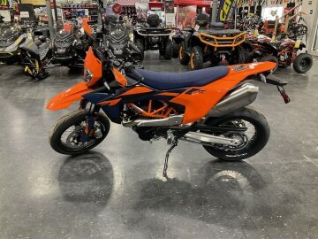 New 2026 KTM 690 SMC R