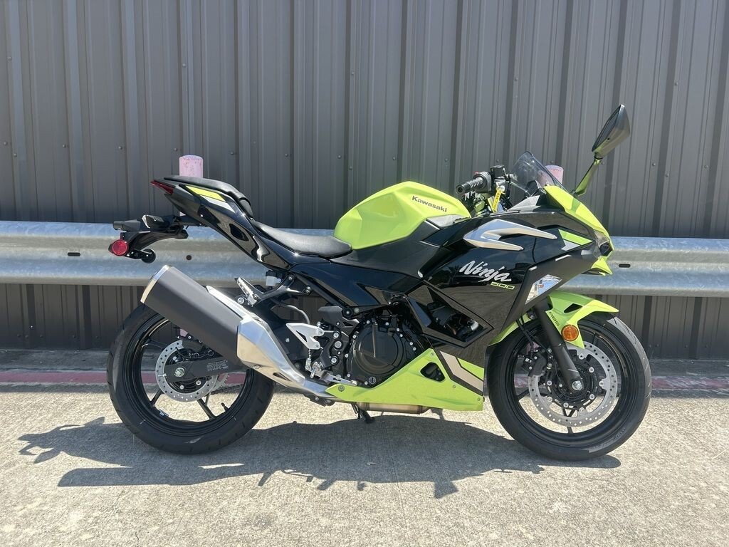 New 2026 Kawasaki Ninja 500 ABS