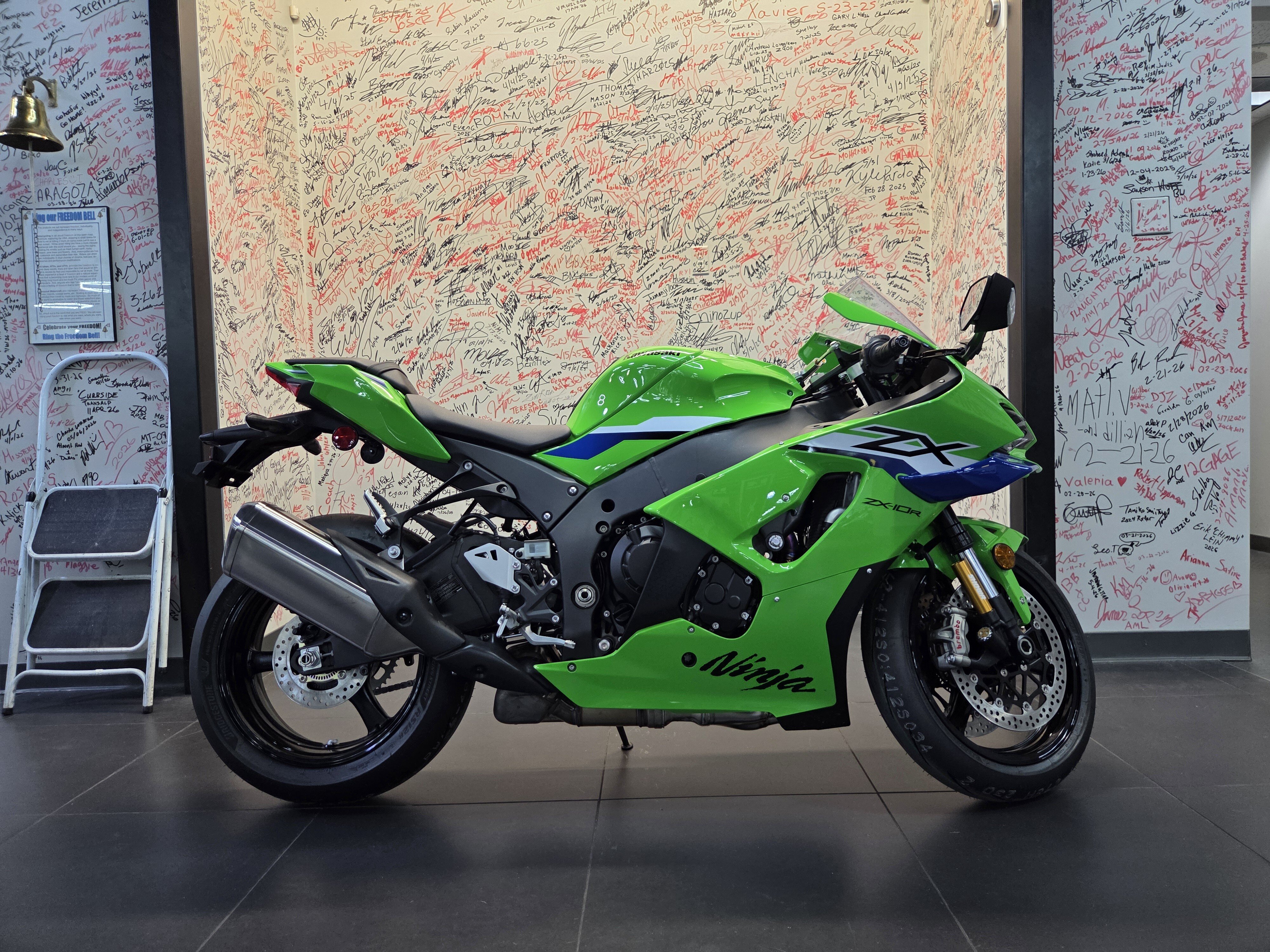 2019 Kawasaki Ninja ZX-10R ABS Specifications, Photos, and Model Info