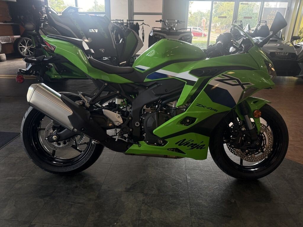 New 2026 Kawasaki Ninja ZX-4RR ABS