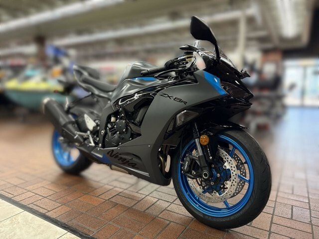 2017 Kawasaki Ninja ZX-6R ABS Specifications, Photos, and Model Info