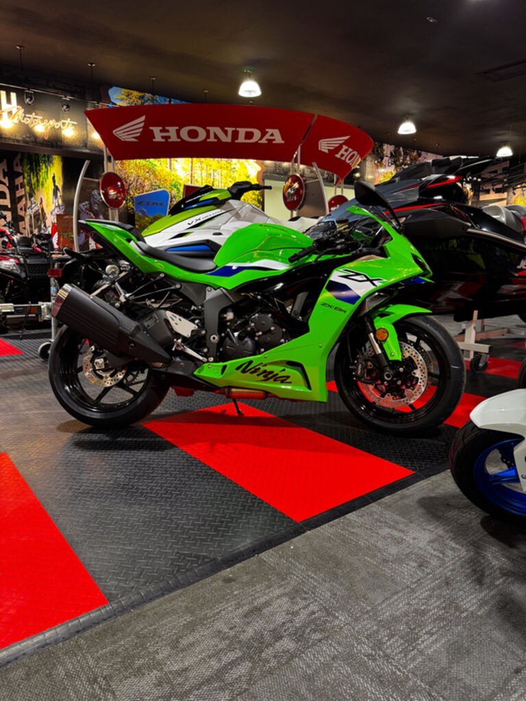 New 2026 Kawasaki Ninja ZX-6R