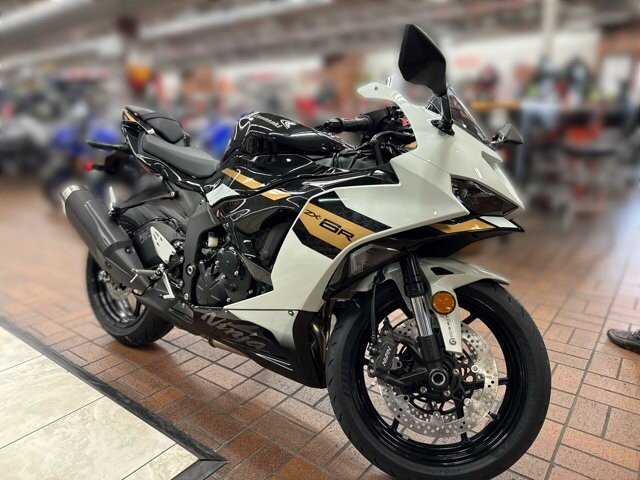 New 2026 Kawasaki Ninja ZX-6R ABS