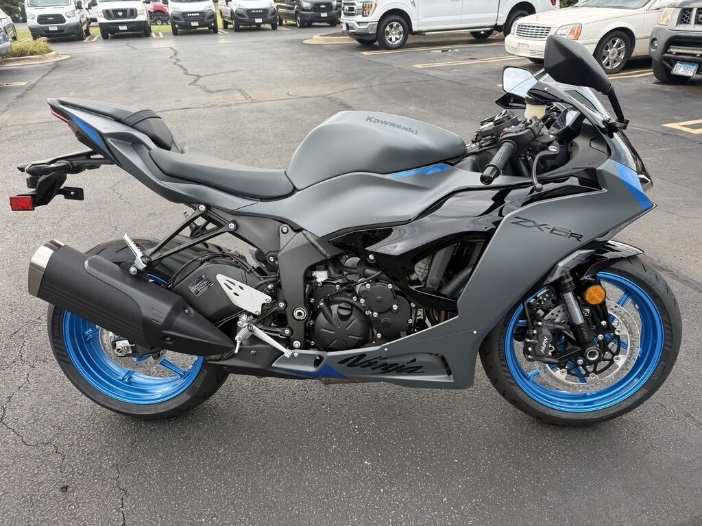 2018 Kawasaki Ninja ZX-6R ABS KRT Edition Specifications, Photos