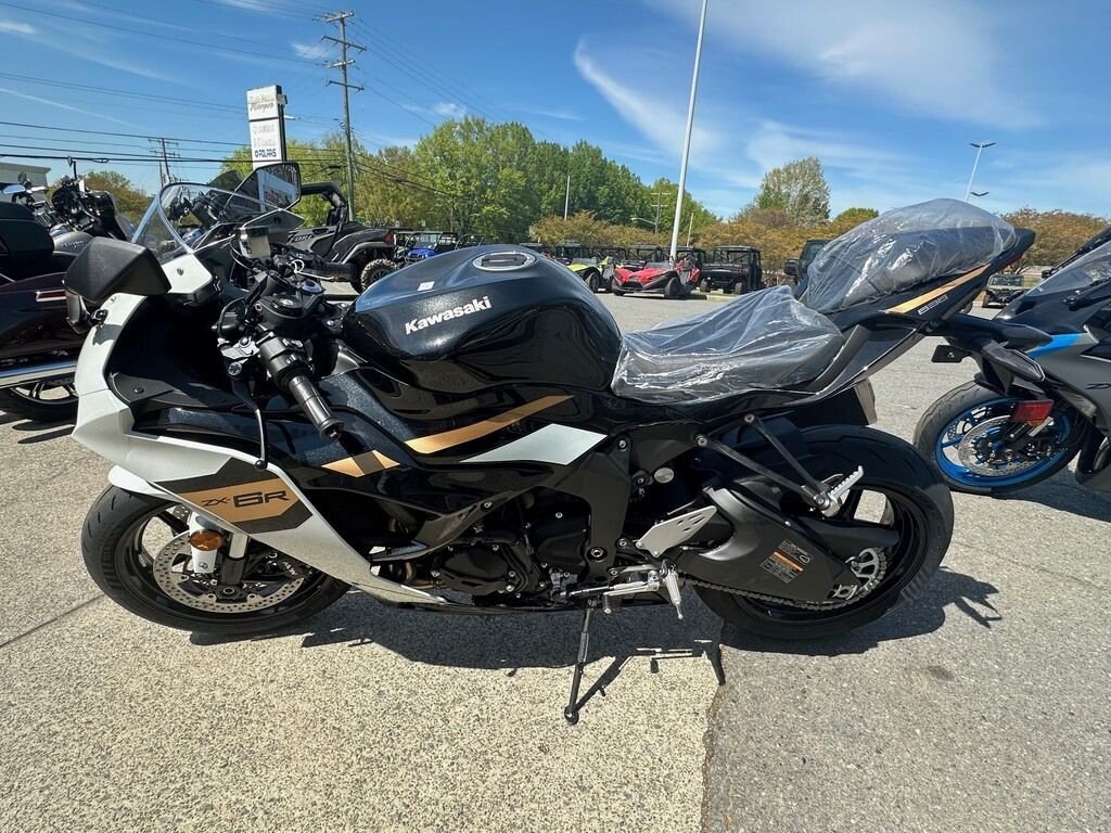 おのた 6タイトル New 2026 Kawasaki Ninja® ZX™-6R ABS, Topeka KS | Specs, Price