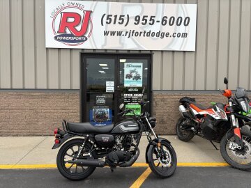 New 2026 Kawasaki W175