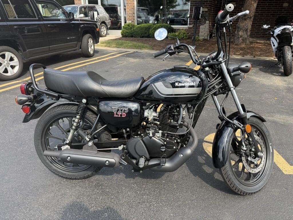 New 2026 Kawasaki W175