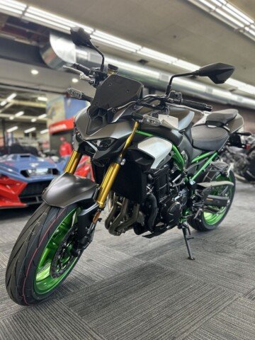 New 2026 Kawasaki Z900 SE ABS