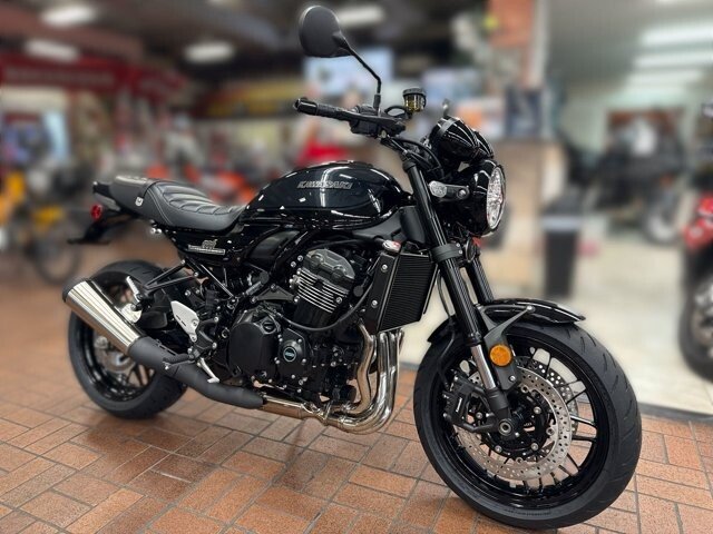 New 2026 Kawasaki Z900 RS ABS