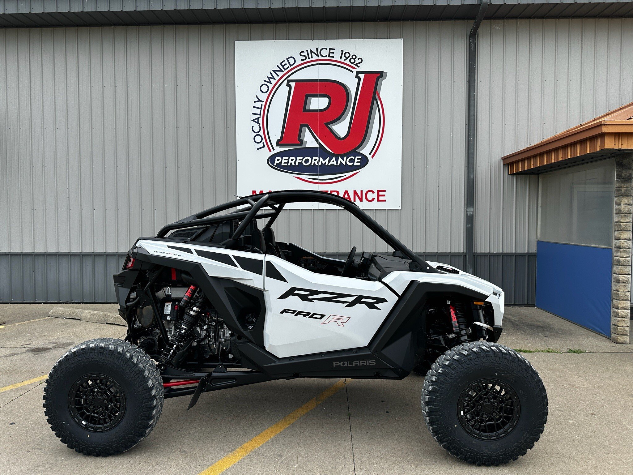 New 2026 Polaris RZR Pro R Ultimate