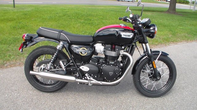 New 2026 Triumph Bonneville 900 Base