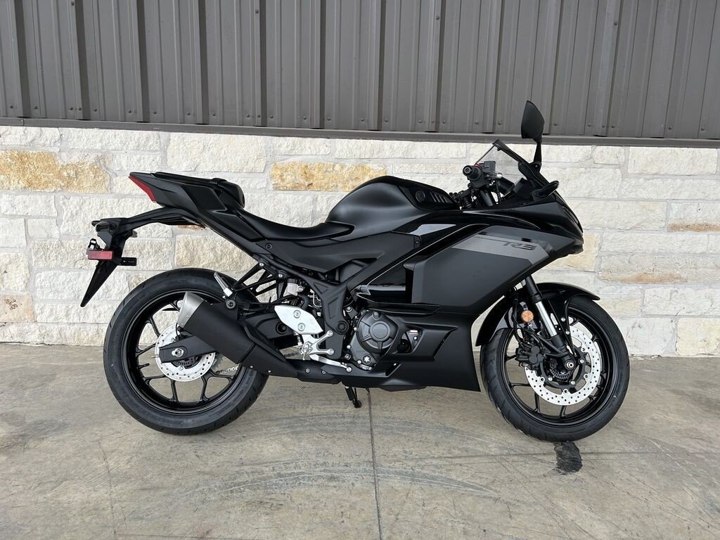 New 2026 Yamaha YZF-R3