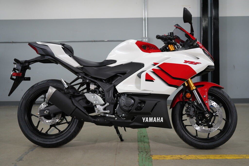 New 2026 Yamaha YZF-R3