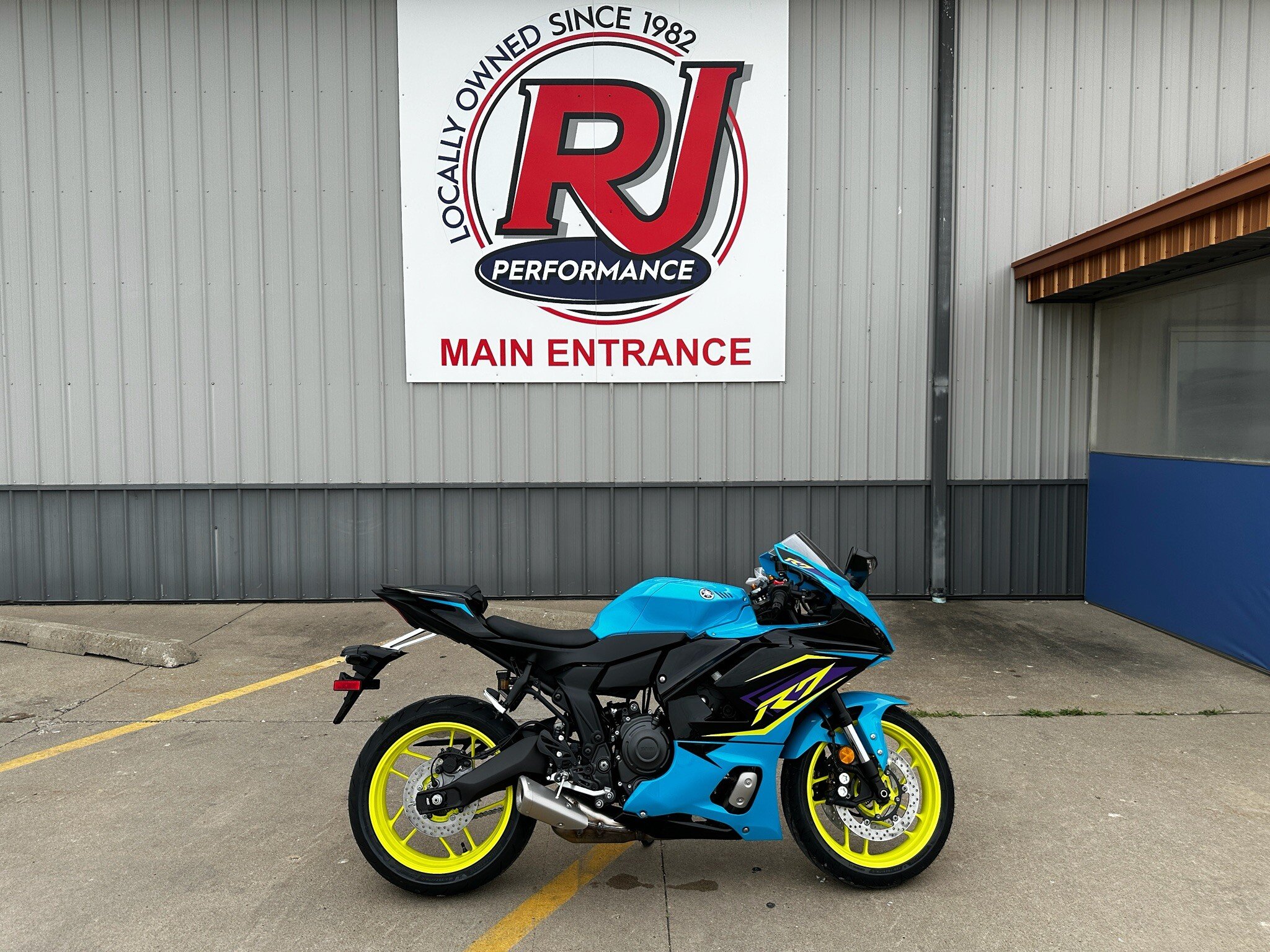 New 2026 Yamaha YZF-R7