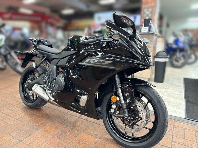New 2026 Yamaha YZF-R7
