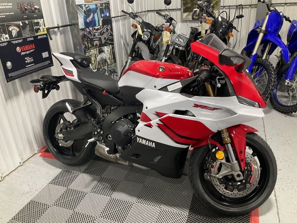 New 2026 Yamaha YZF-R9